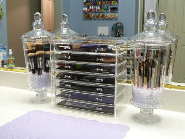 thirteen Fun DIY Makeup Organizer Ideas For Proper Storage space