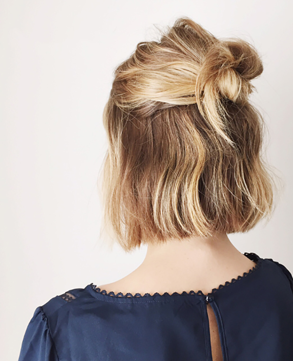 9 Hairstyles That Are Perfect for Traveling | The Everygirl