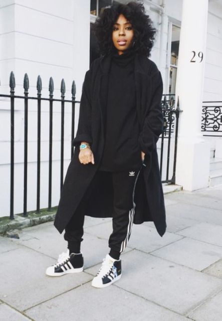 20 All-Black Winter Women Outfits To Try - Styleoholic