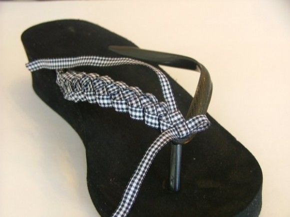 how to make ribbon-braided flip flops! Fun idea! Emma would love to