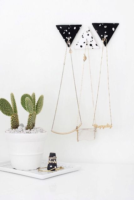 Black And White Triangle Clay Necklace Hooks