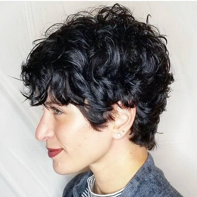 50 Bold Curly Pixie Cut Ideas To Transform Your Style in 2019