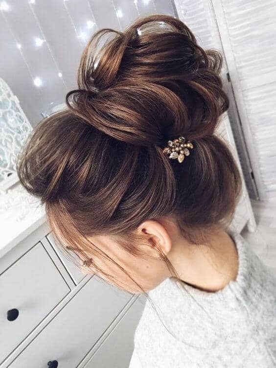 50 Adorable Bun Inspirations That Are Total Lifesavers | Hair ideas