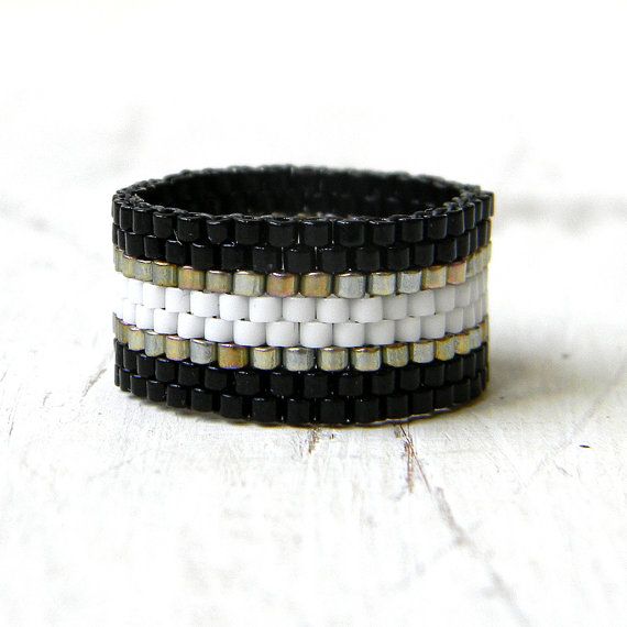 Black and white ring, peyote ring, beaded ring, band ring, casual