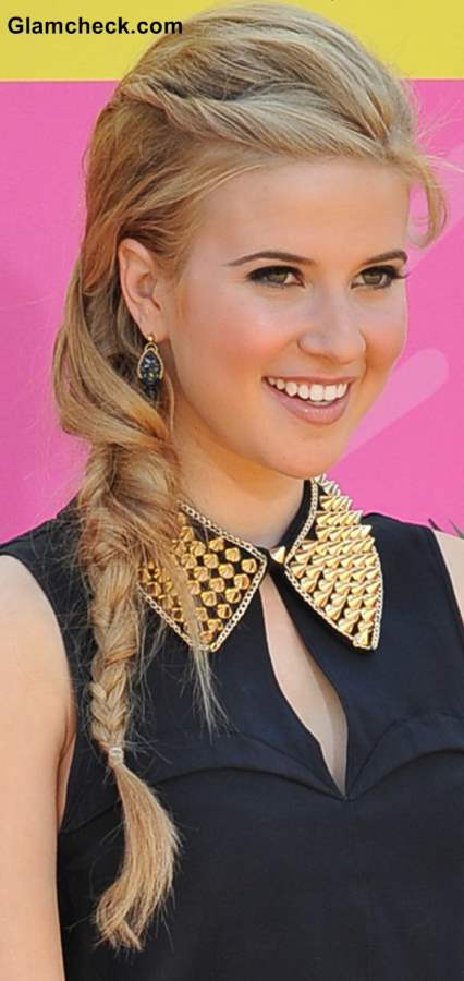 Celeb Hairstyle DIY: Look Chic in Caroline Sunshine's Messy Side Braid
