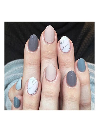25 Chic Nail-Art Ideas for Summer - Allure