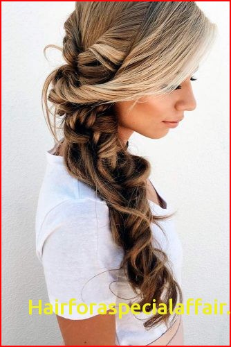 Super Easy Hairstyles for Long Hair 12 Super Cute Christmas