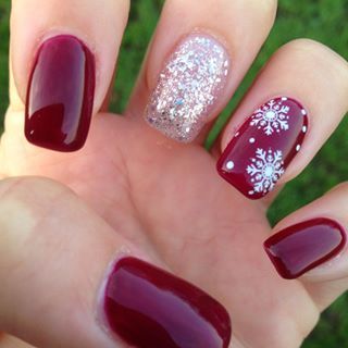 21 Nail Art Designs That Will Make You Feel Christmassy AF | Nail
