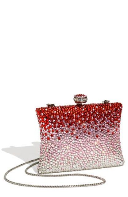 24 Gorgeous And Bold Clutches For Valentine's Day - Styleoholic