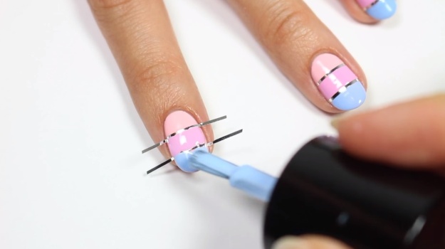 Color Block Nail Art: Find Out How With These Quick & Easy Steps