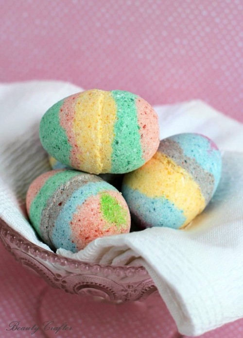 Colorful DIY Easter Egg Bath Bombs With Essential Oils - Styleoholic