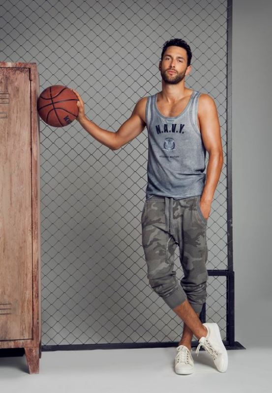 17 Comfy Men Tank Tops For A Stylish Workout Outfit - Styleoholic
