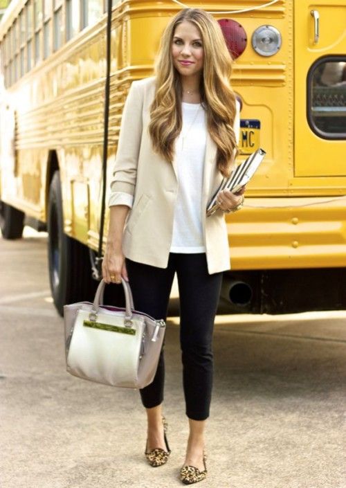 Stylish And Comfy Work Outfits With Flats | My Style | Pinterest