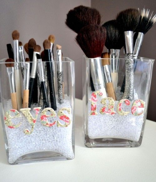 29 Cool Makeup Storage Ideas For Small Spaces | DIYs to Do | Makeup