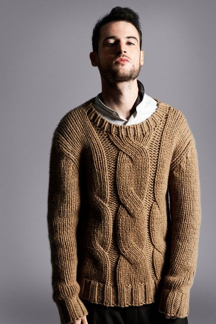 23 Cozy Cable Knit Sweater Outfits For Men - Styleoholic