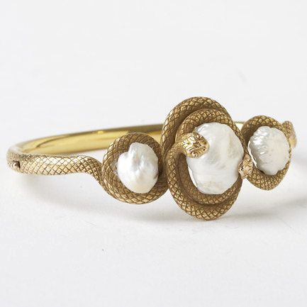 Snake Bangle with Baroque Pearls | DIY | Pinterest | Baroque pearls