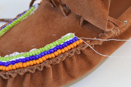 Picture Of DIY Excellent Beaded Moccasins 7