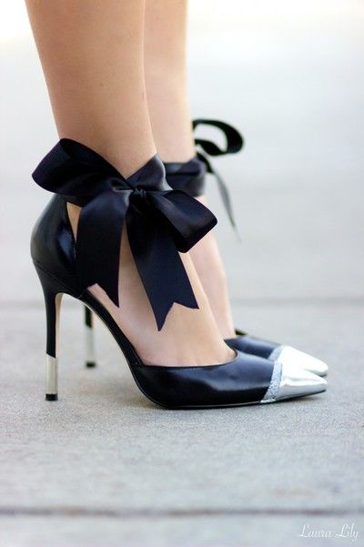DIY Wedding Heels with Bow Accents | ** All Things Wedding