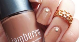 DIY Dark Tan Nails With Studs That Are Work Appropriate | Nails