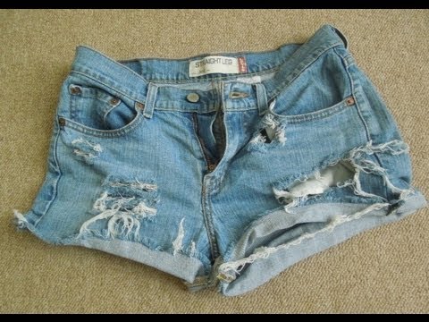 ♥ D.I.Y Distressed Jean Shorts | SUPER EASY | - YouTube
