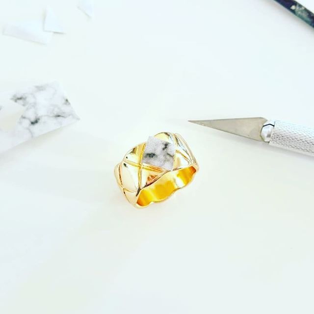 DIY Faux Marble Ring - one of my very first posts ???????? Throwing