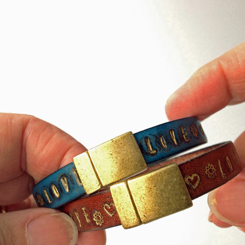 Picture Of vintage looking diy gilded stamped leather bracelet 6
