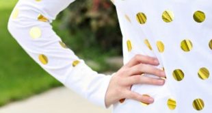 DIY Gold Foil Polka Dot T-Shirt | Heat transfer, Circles and T shirts