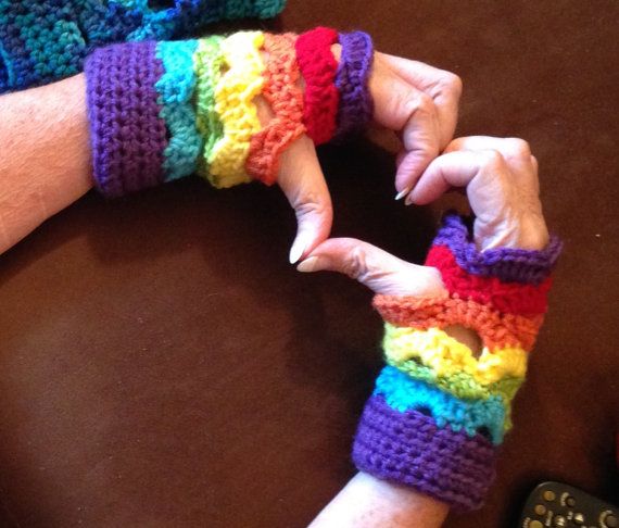 Crochet Fingerless Gloves/Fingerless Wrist Warmers/Texting Gloves