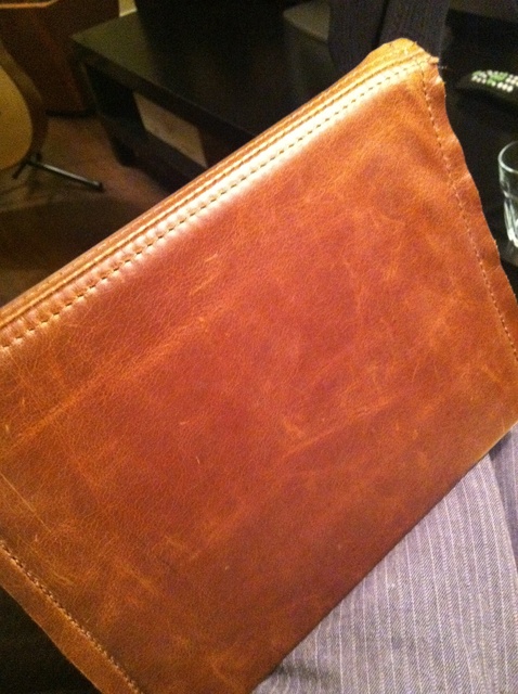 How to Make a Leather iPad Case - iPad 1,2,3,4 & Kindle - Snapguide