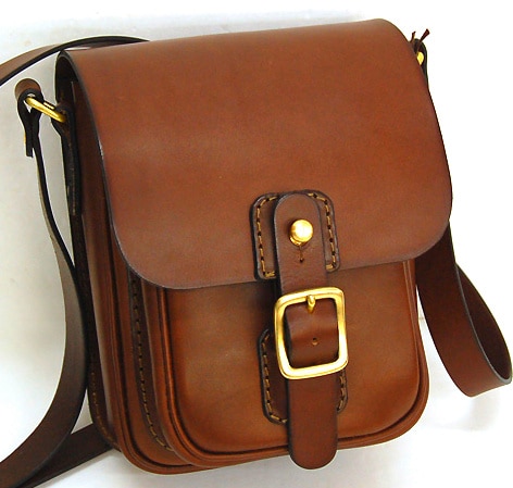 Man Handmade leather messenger bag goods leather bag hand made DIY