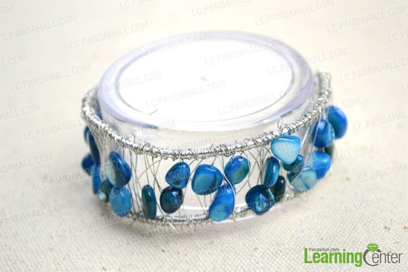 A special diy bangle project for thin and slim women; while making
