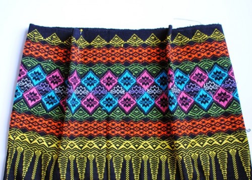 Colorful DIY Zip Mini Skirt To Make - Styleoholic