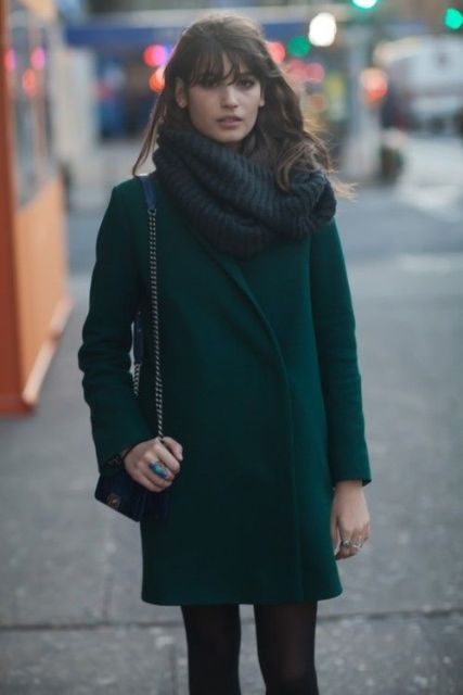18 Chic Emerald Coats For A Christmas Mood - Styleoholic