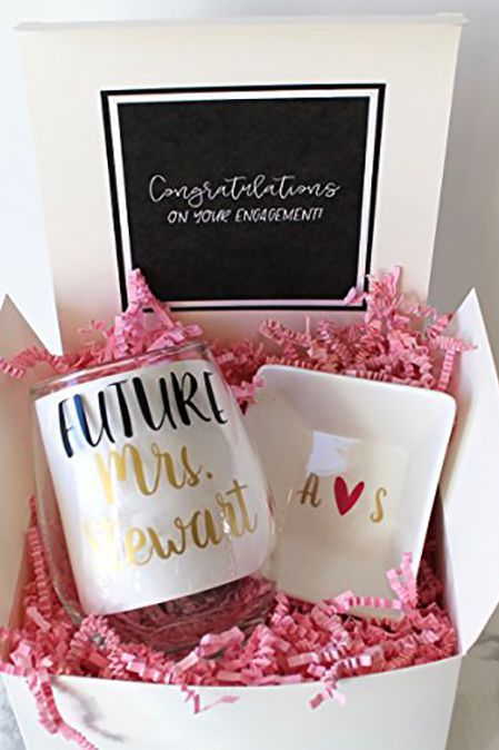 20+ Best Engagement Gifts for Couples - Unique Gift Ideas for