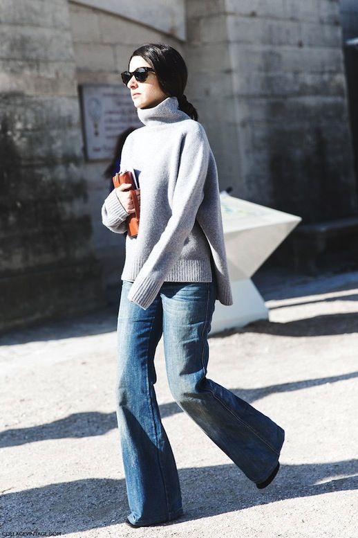 Style Inspiration : 9 Ways To Wear Flared Jeans // low ponytail