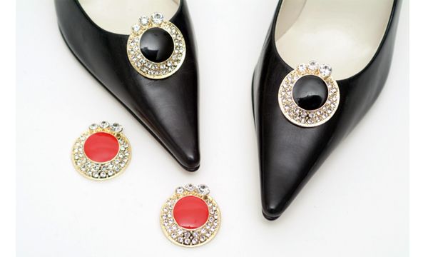 Fancy Feet: Dress Up Your Shoes with Reusable Shoe Clips | Shoe