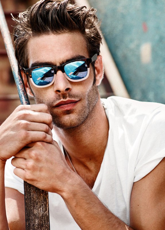 Picture Of fashionable mens sunglasses looks to get inspired 12