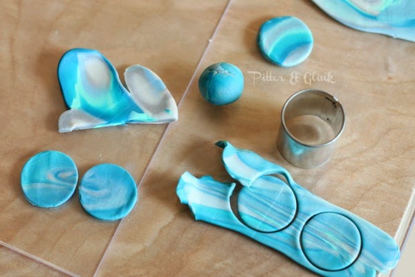 PitterAndGlink: {Faux Agate Earrings Made with Polymer Clay}