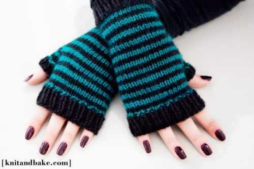 22 Cool DIY Gloves For The Cold Weather - Shelterness