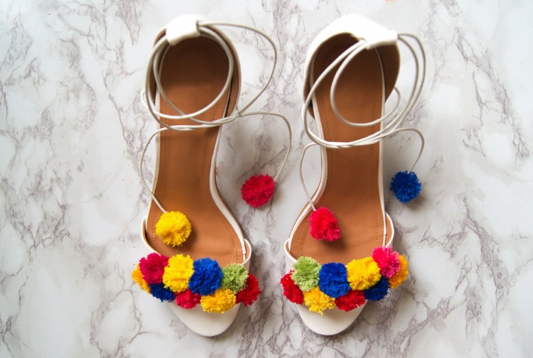 heels with pom poms Archives - Styleoholic
