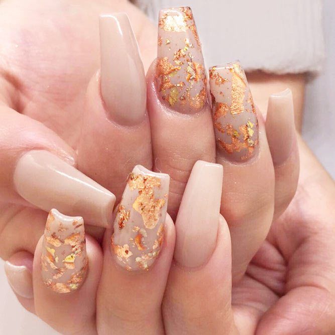 21 Ideas For Gorgeous Nails With Gold Foil Designs | Nailed It