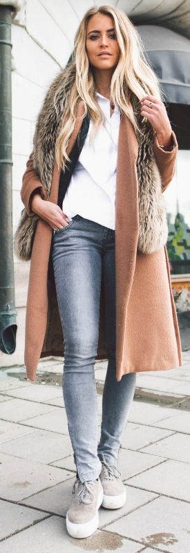 How To Wear A Faux Fur Stole Or Faux Fur Collar Coat In Winter