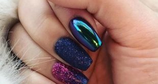 Obsessed with these galaxy inspired nails that mix the chrome and