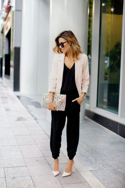 22 Gentle Outfits With Pale Pink Jackets - Styleoholic