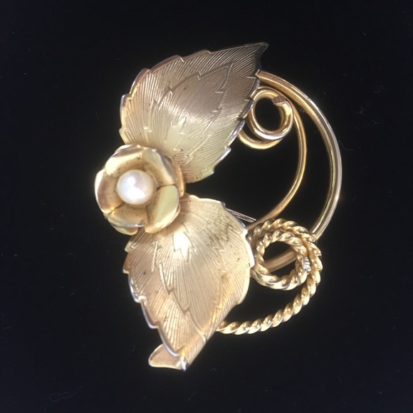 Vintage Jewelry | Bundle Me Brooch Gold Leaf Faux Pearl | Poshmark