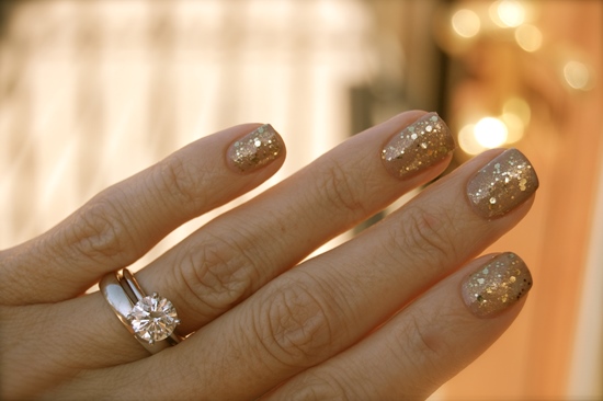 40 Beautiful Gold Glitter Nails Designs | Nail Design Ideaz