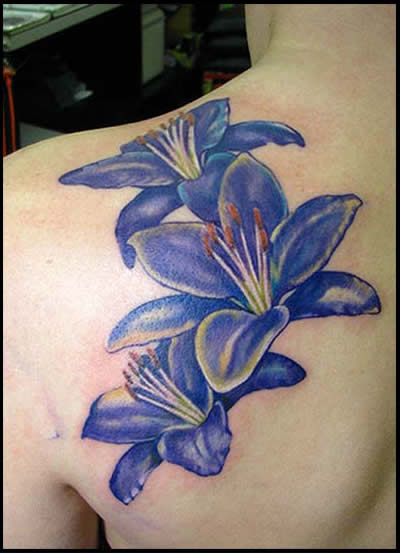 Gorgeous Lily Flower Tattoos For Girls | Tattooshunt.com