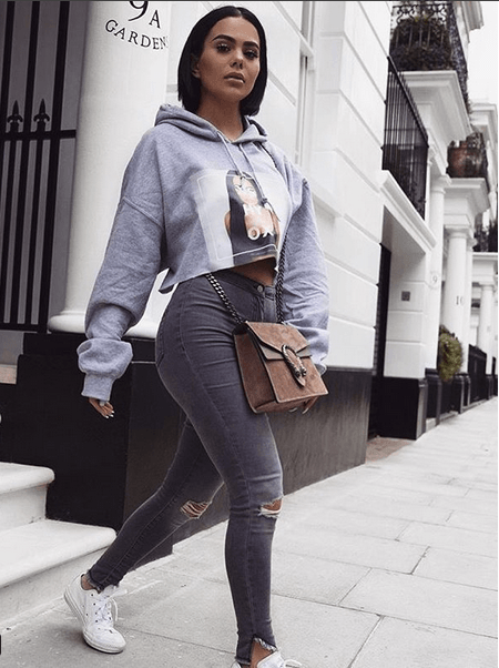 Women Outfits with Grey Jeans - 27 Ways to Style Grey Jeans