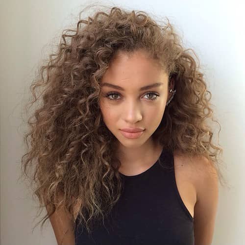 50 Brilliant Haircuts For Curly Hairstyle 2019 (Art, Design and Ideas)