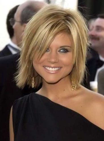 Hairstyles For Women Over 30: 20 Classy Styles